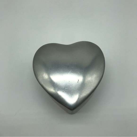 Vintage Jewelry Trinket Box Pewtarex York Silver Pewter Heart Shaped Keepsake - Picture 6 of 14